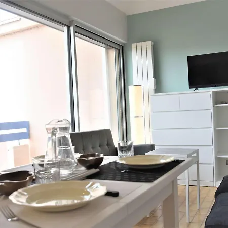 2 Pieces Renove, Climatise, Avec Balcon Et Parking Prive - 4 Couchages, - Fr-1-229-783 Apartment